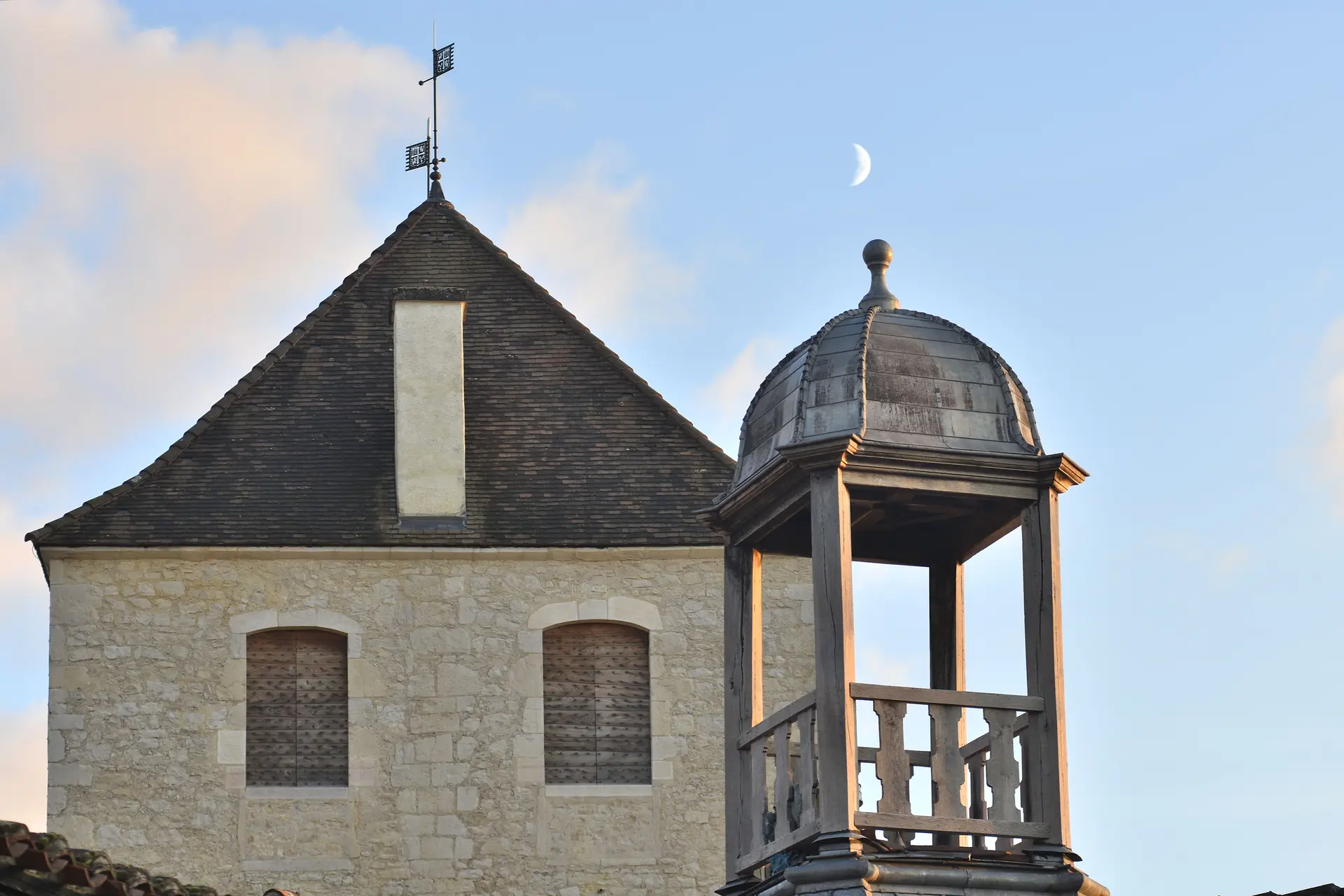 Tour des archives