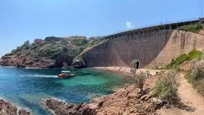 Randonnée dans l'Esterel à l'ouest de la Calanque d'Aurelle