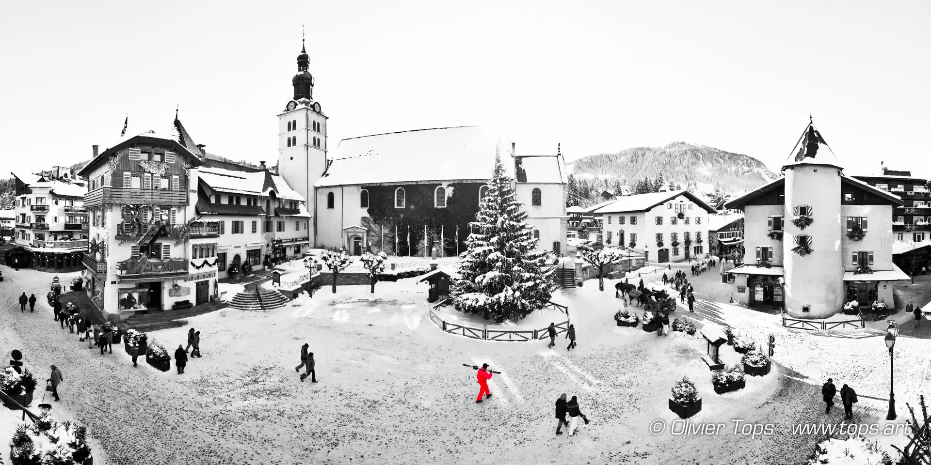 EXPOSITION TOPS OF POP : 20 ANS DE CREATION EN COULEURS ET NOIR & BLANC_Megève
