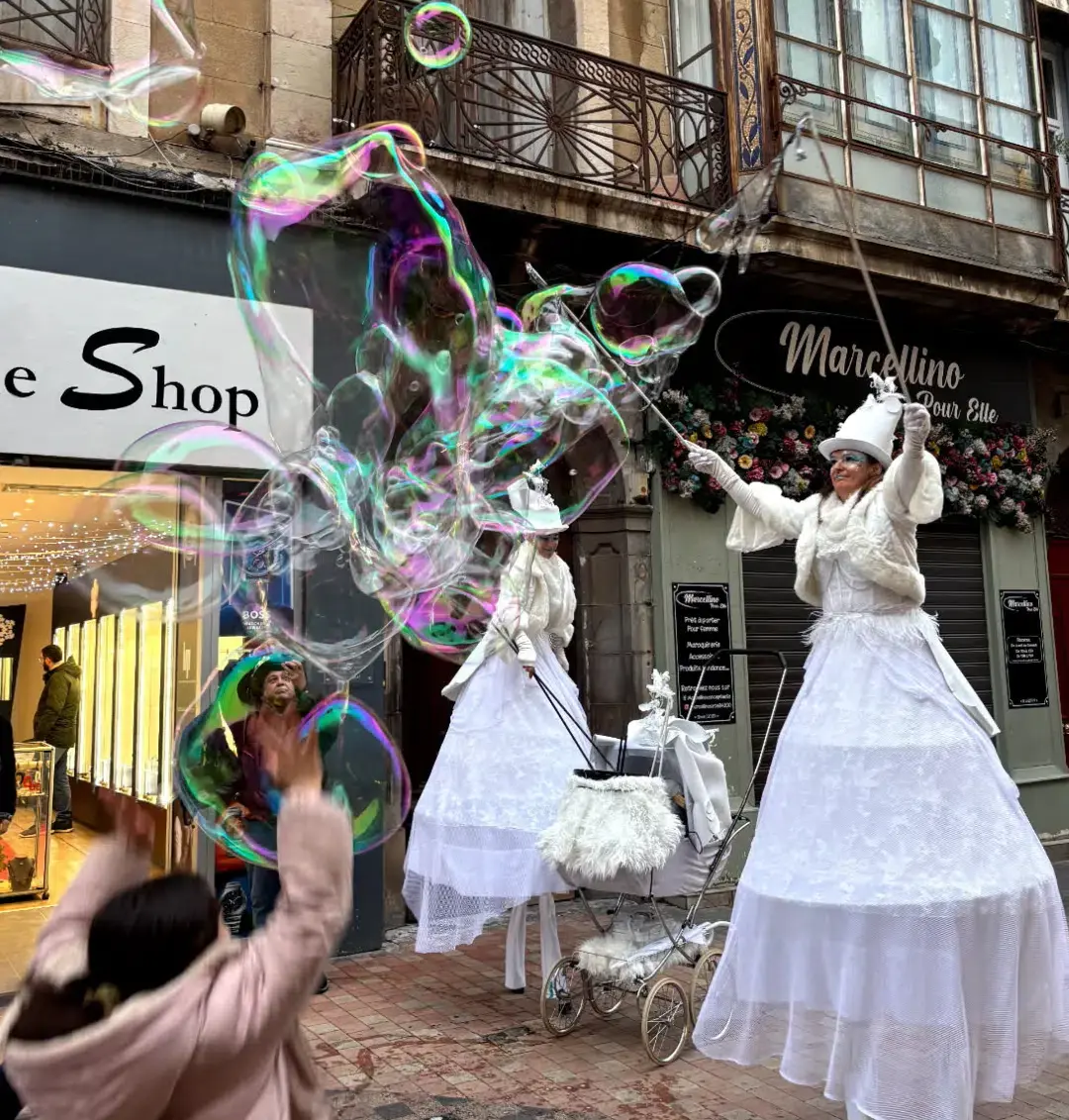 Icare Folies - Les Bulles heureuses