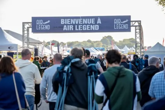 Véhicule bureau de l'Office de Tourisme