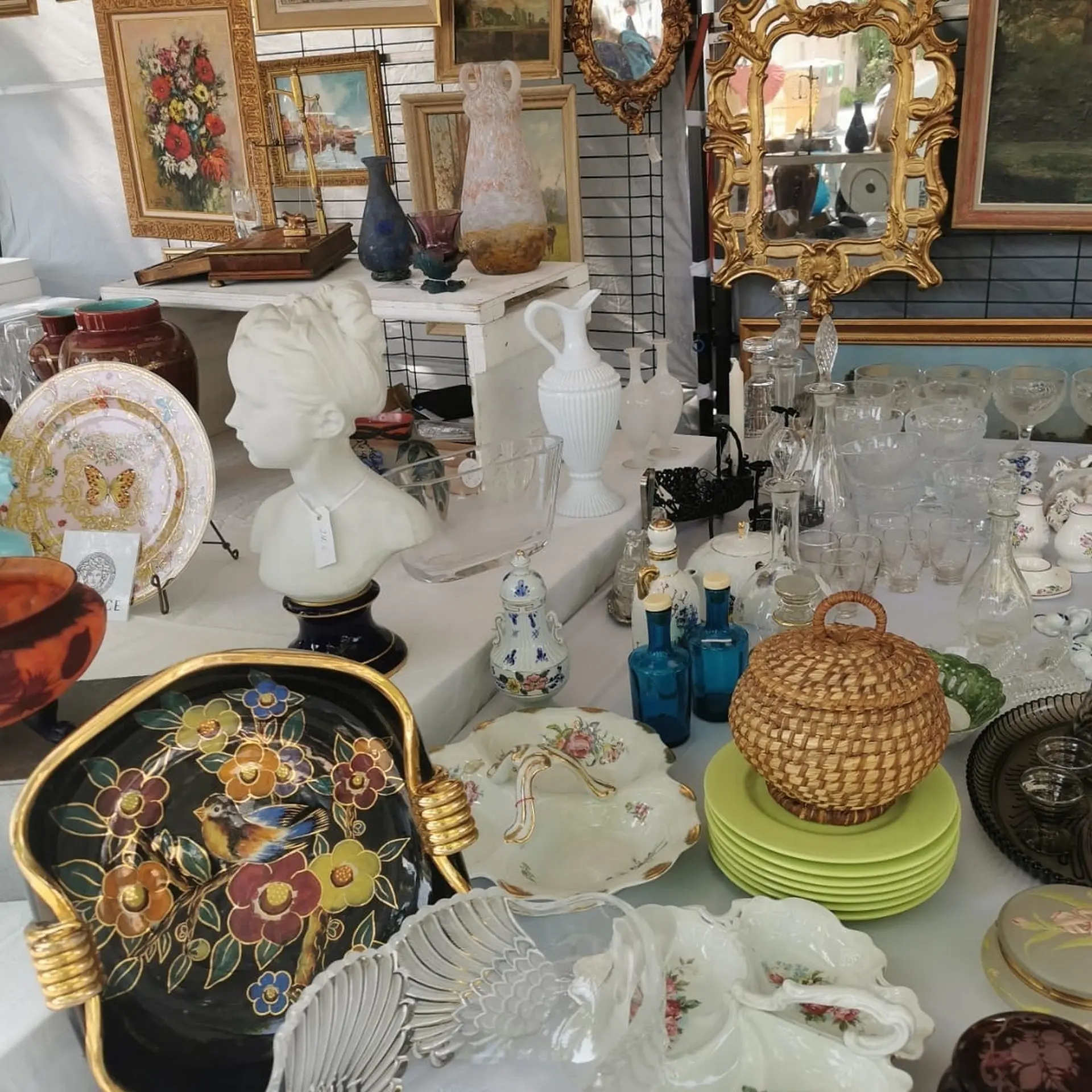 La Brocante d'Eygalières_Eygalières_vaisselle