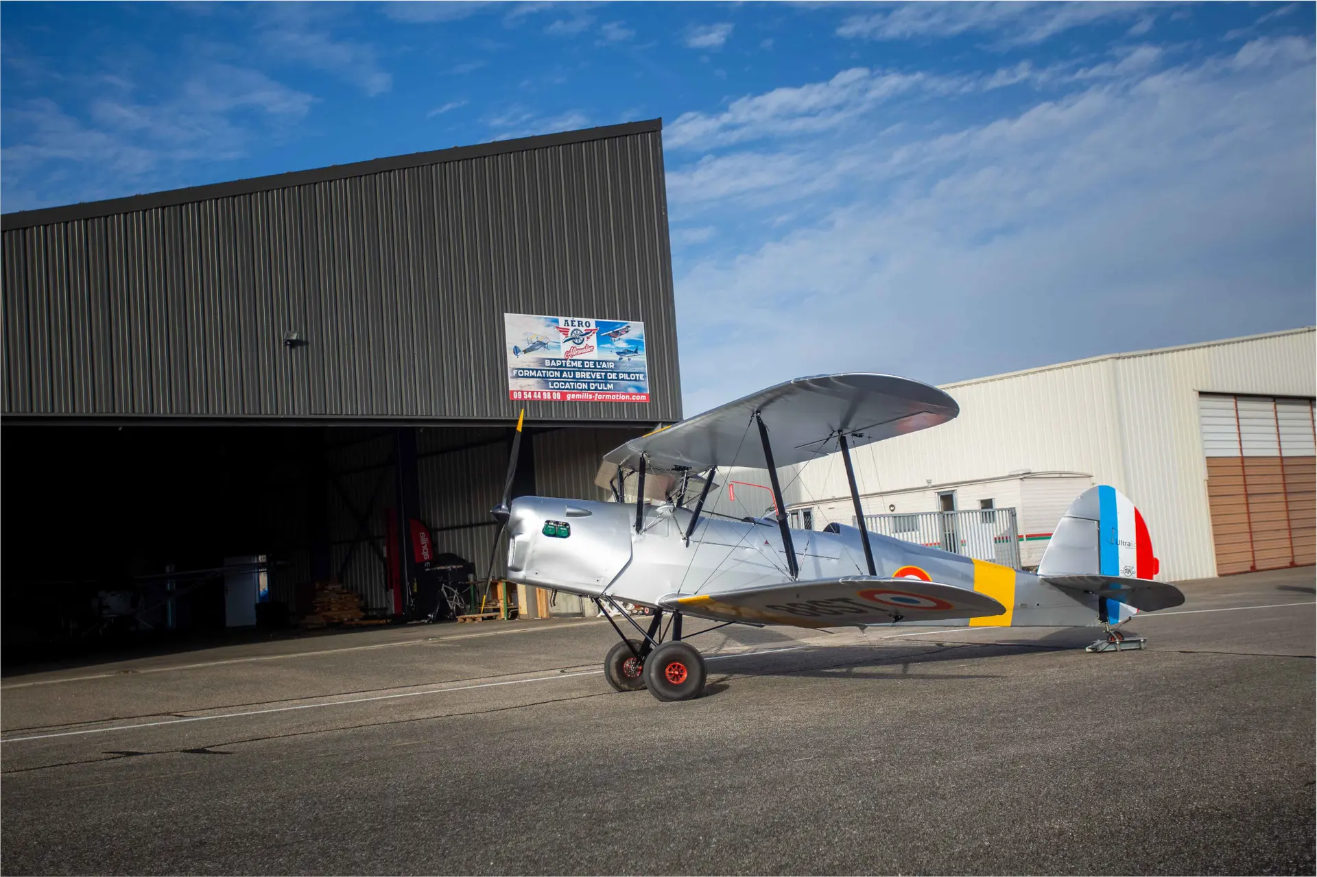 Aérodrome, en piste pour un voyage-découverte en famille_Jasse