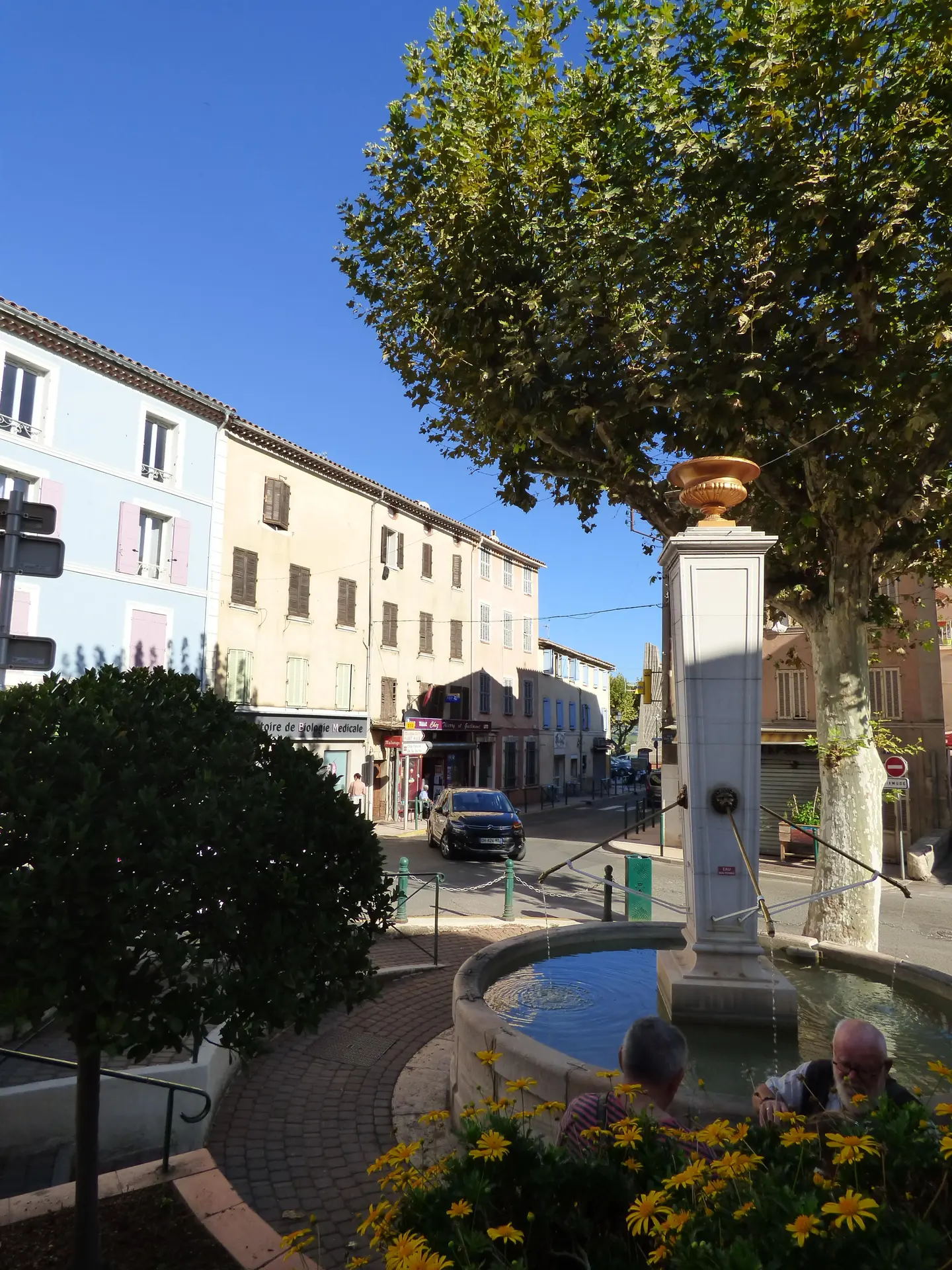 Balade historique dans Pierrefeu du Var