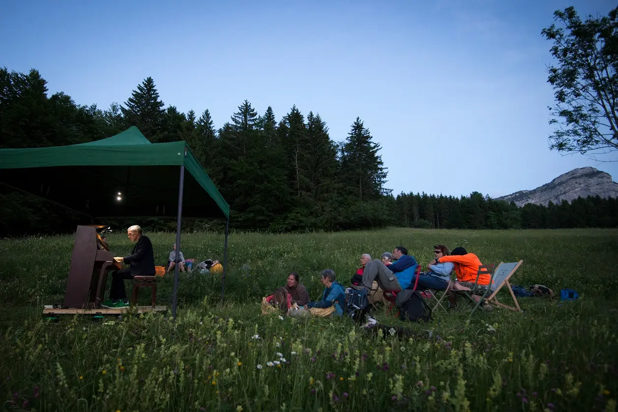 Immersion auditive au crépuscule