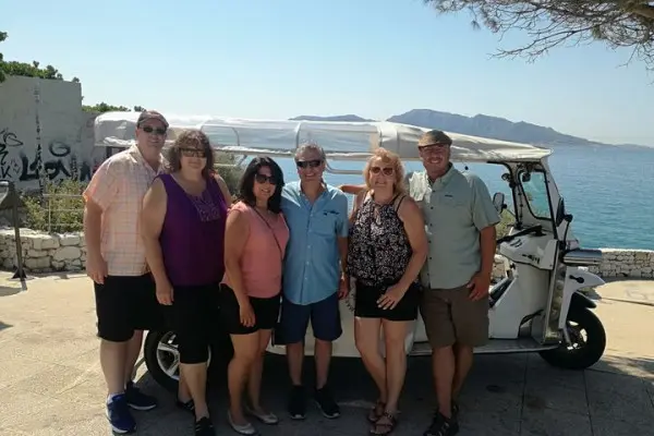 Amazing Seaside tuk tuk tour