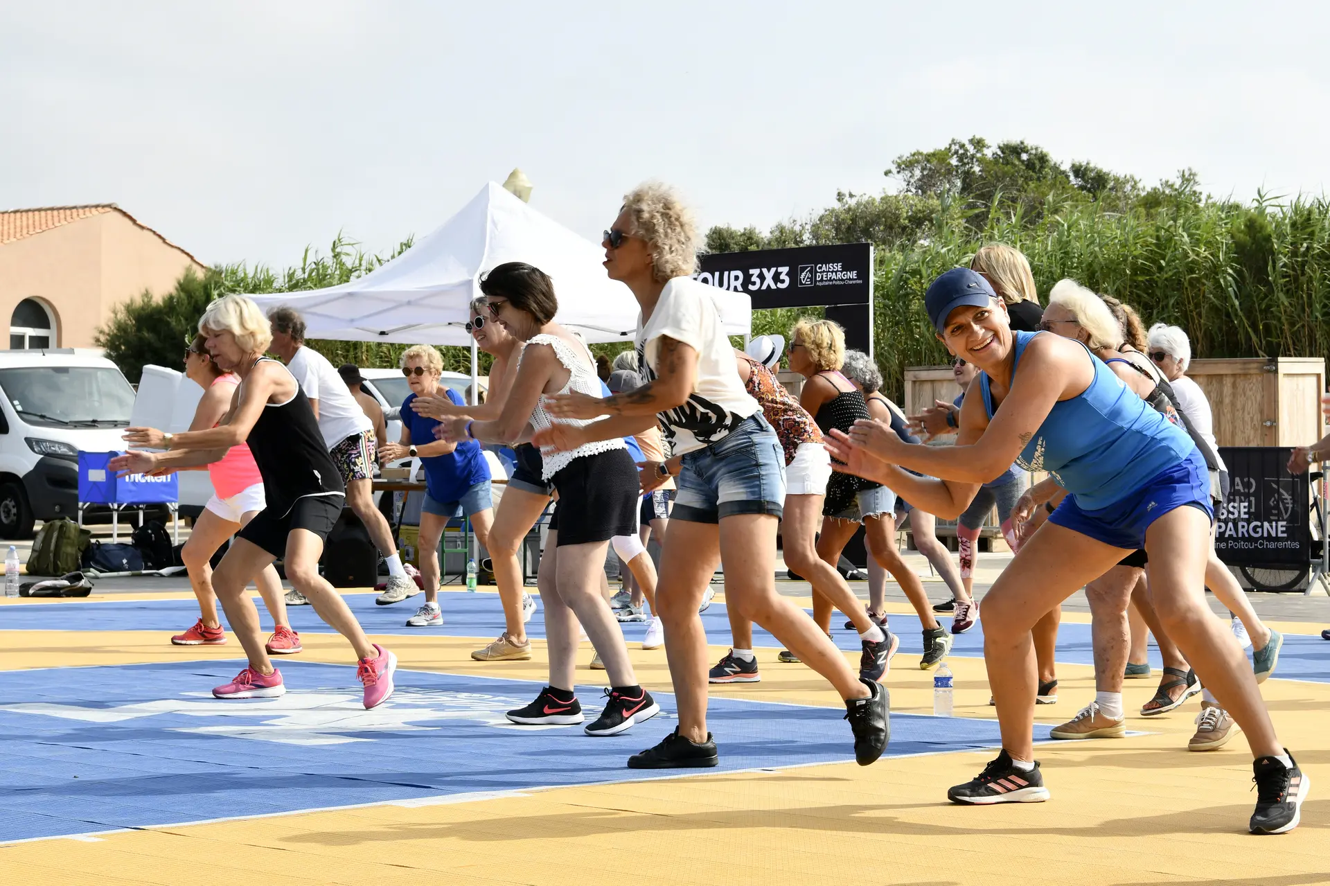 Cours de Zumba sur la plage de Châtelaillon