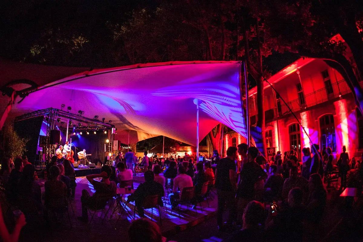 Ambiance concert Off