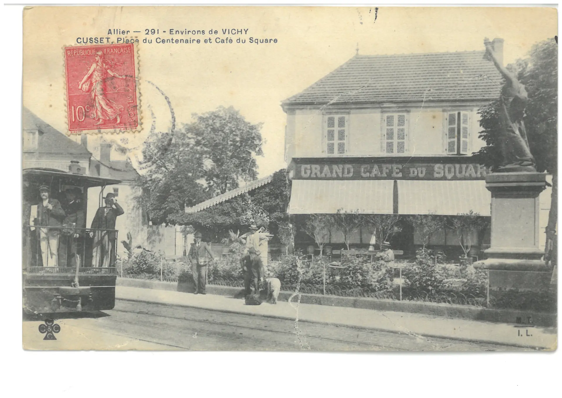 Café du Square et Tramway