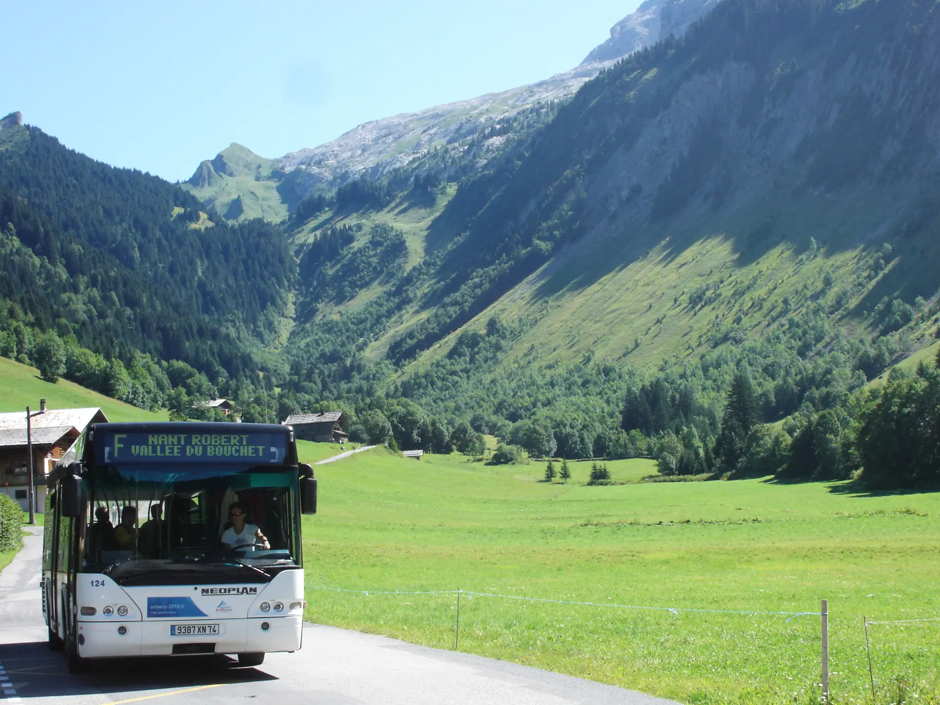 Bus été