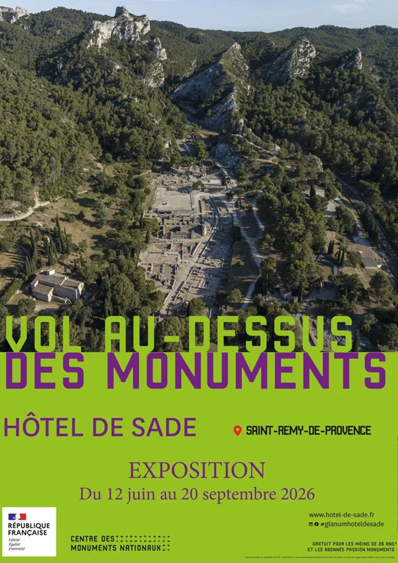 Affiche exposition photos vol au-dessus des monuments de la région PACA