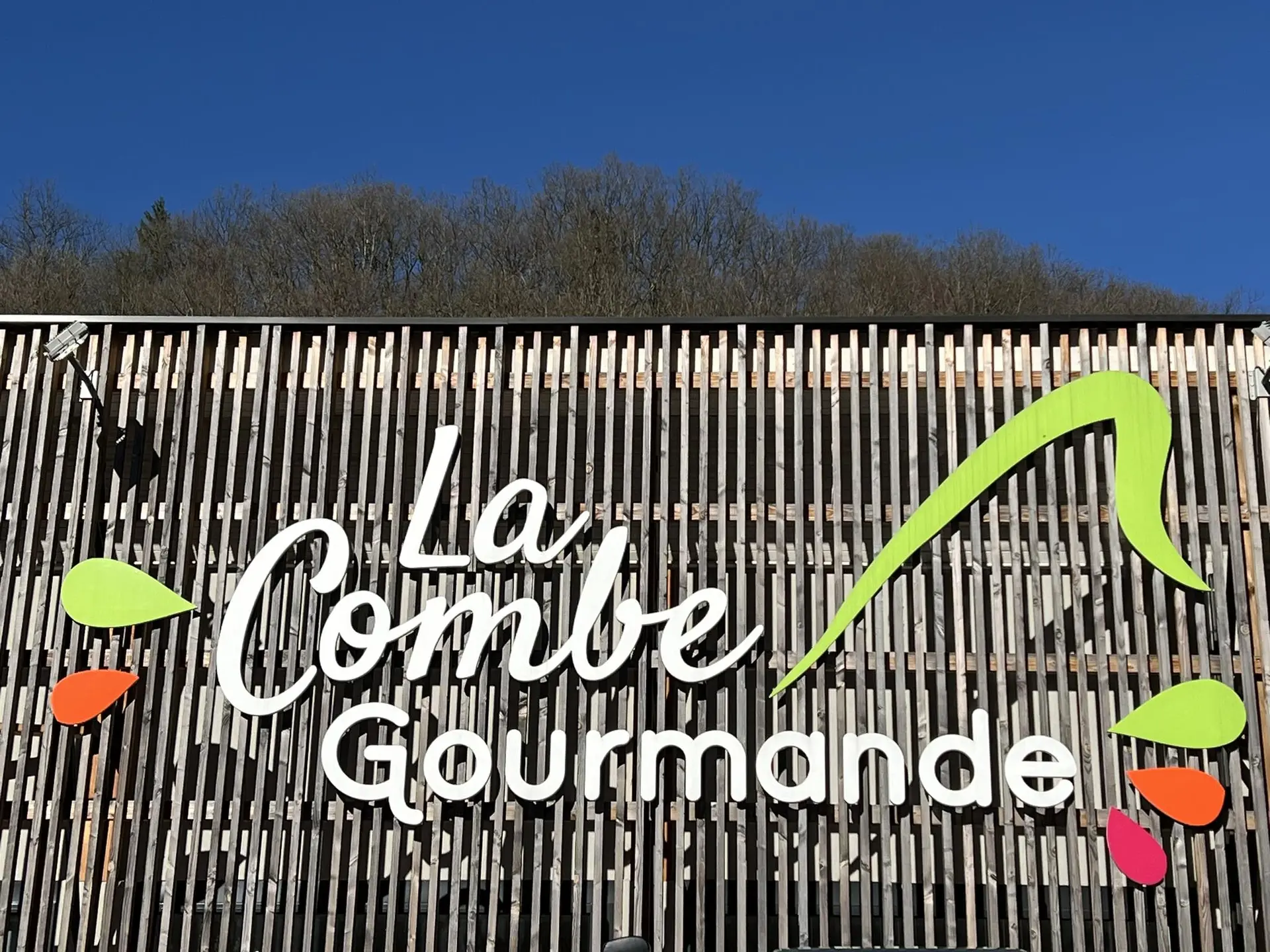 Enseigne de la Combe gourmande