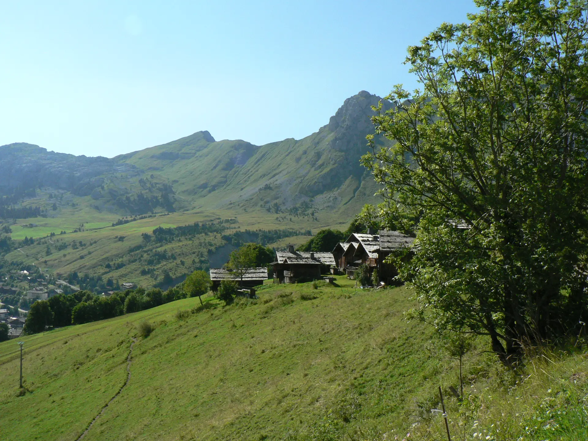 Tour du Mont Lachat