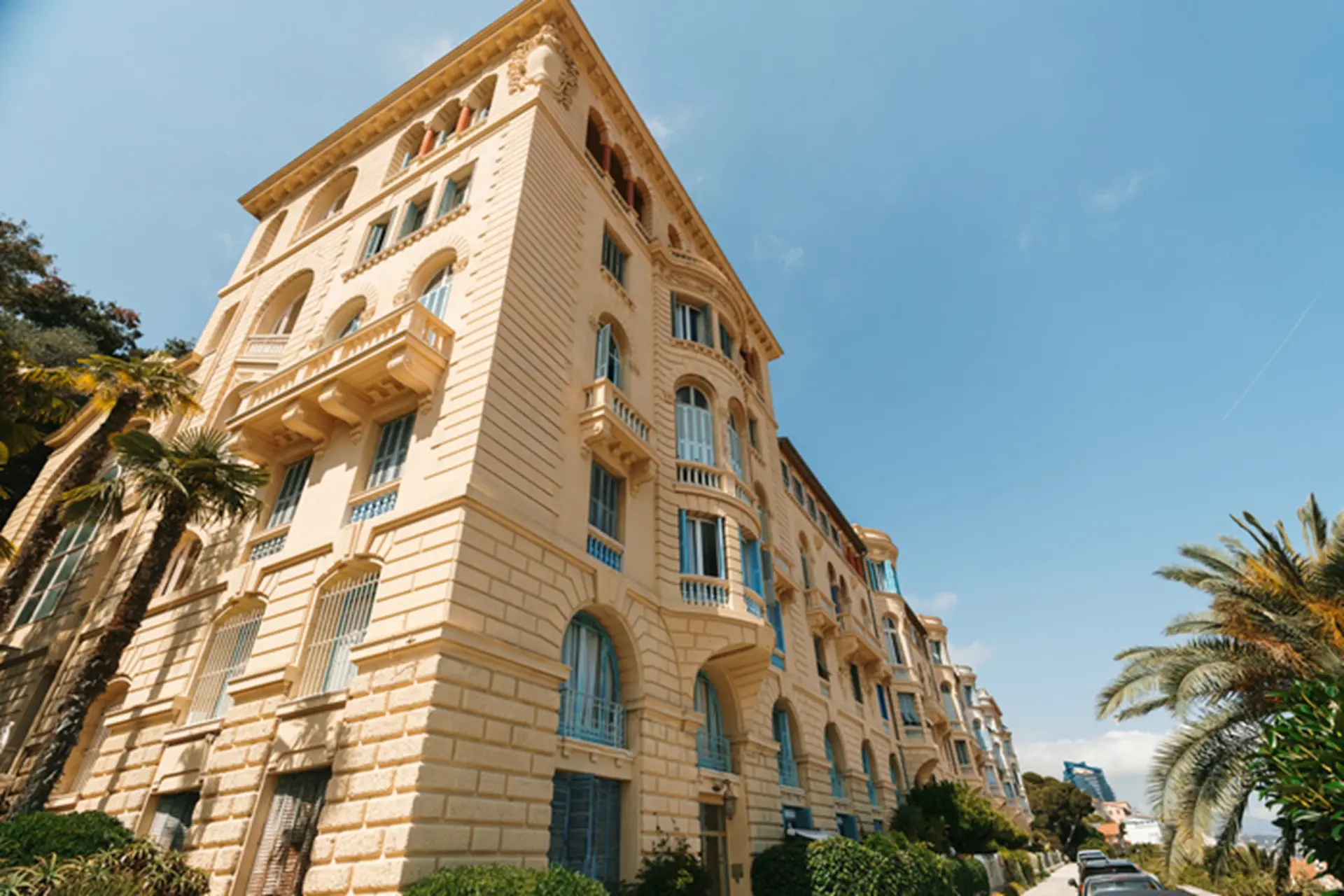Riviera Palace