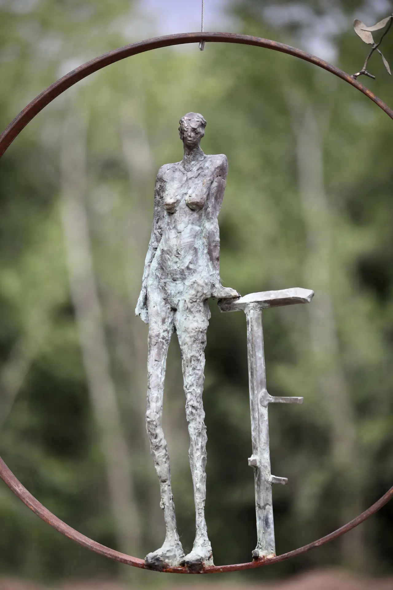 La femme F