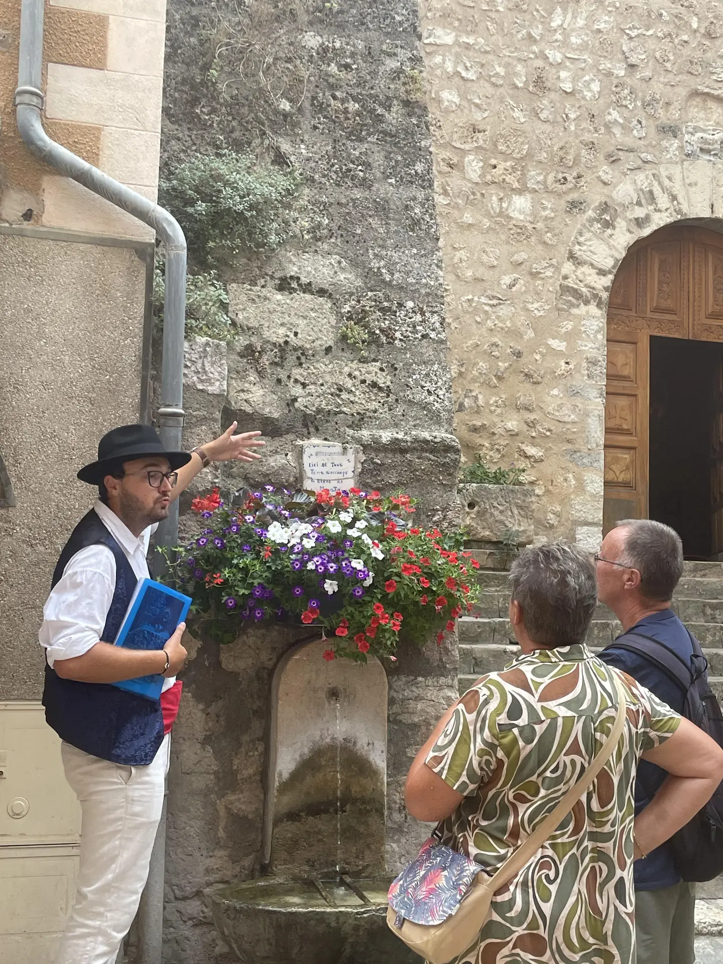 Moustiers-Sainte-Marie fête le lac de Sainte-Croix !_Moustiers-Sainte-Marie