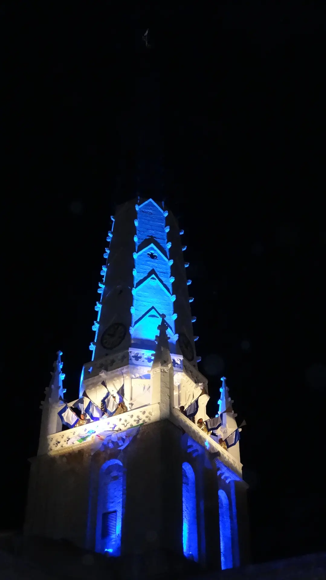 Clocher illuminé