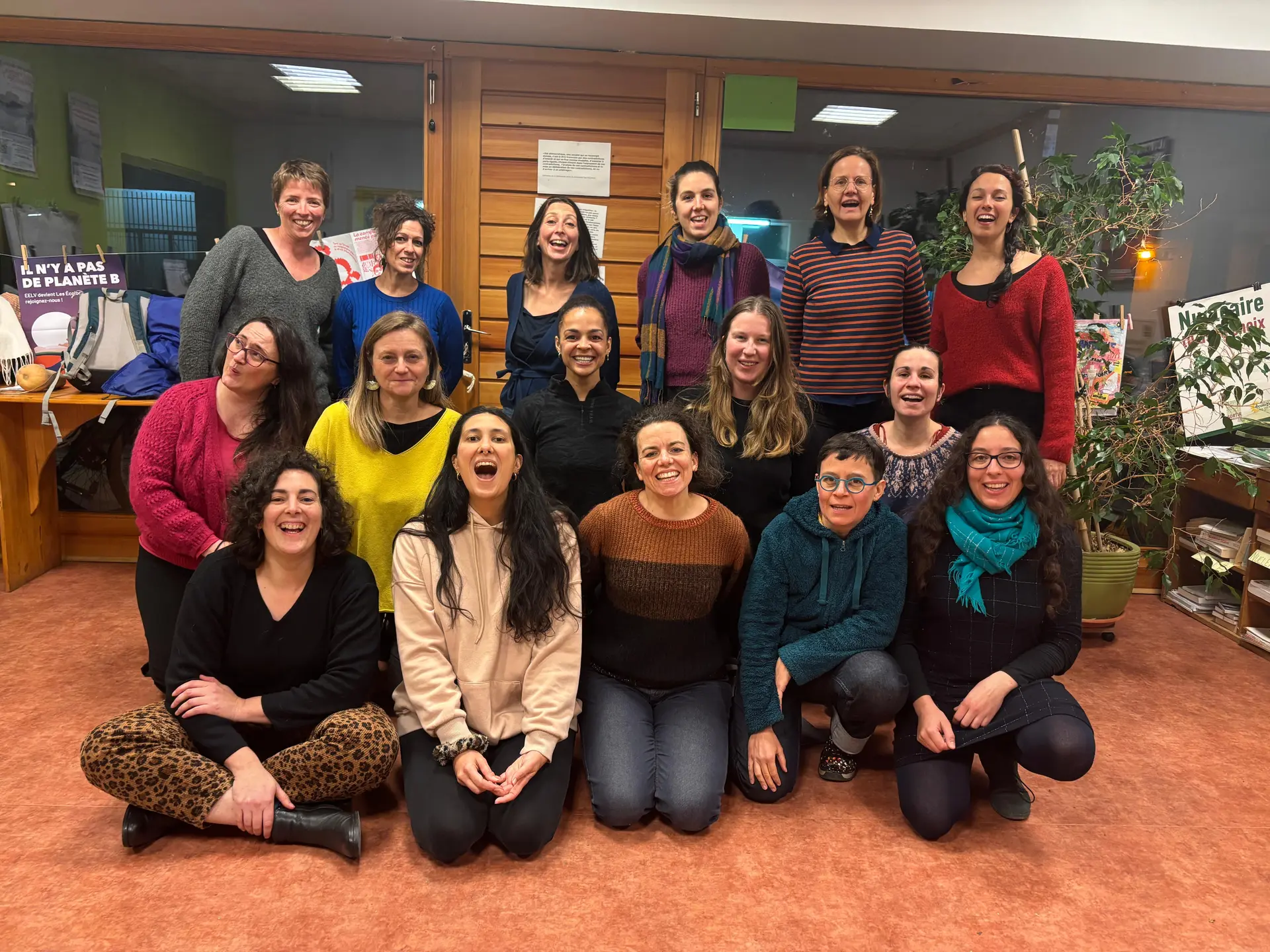 Photo montrant les membres de la Chorale