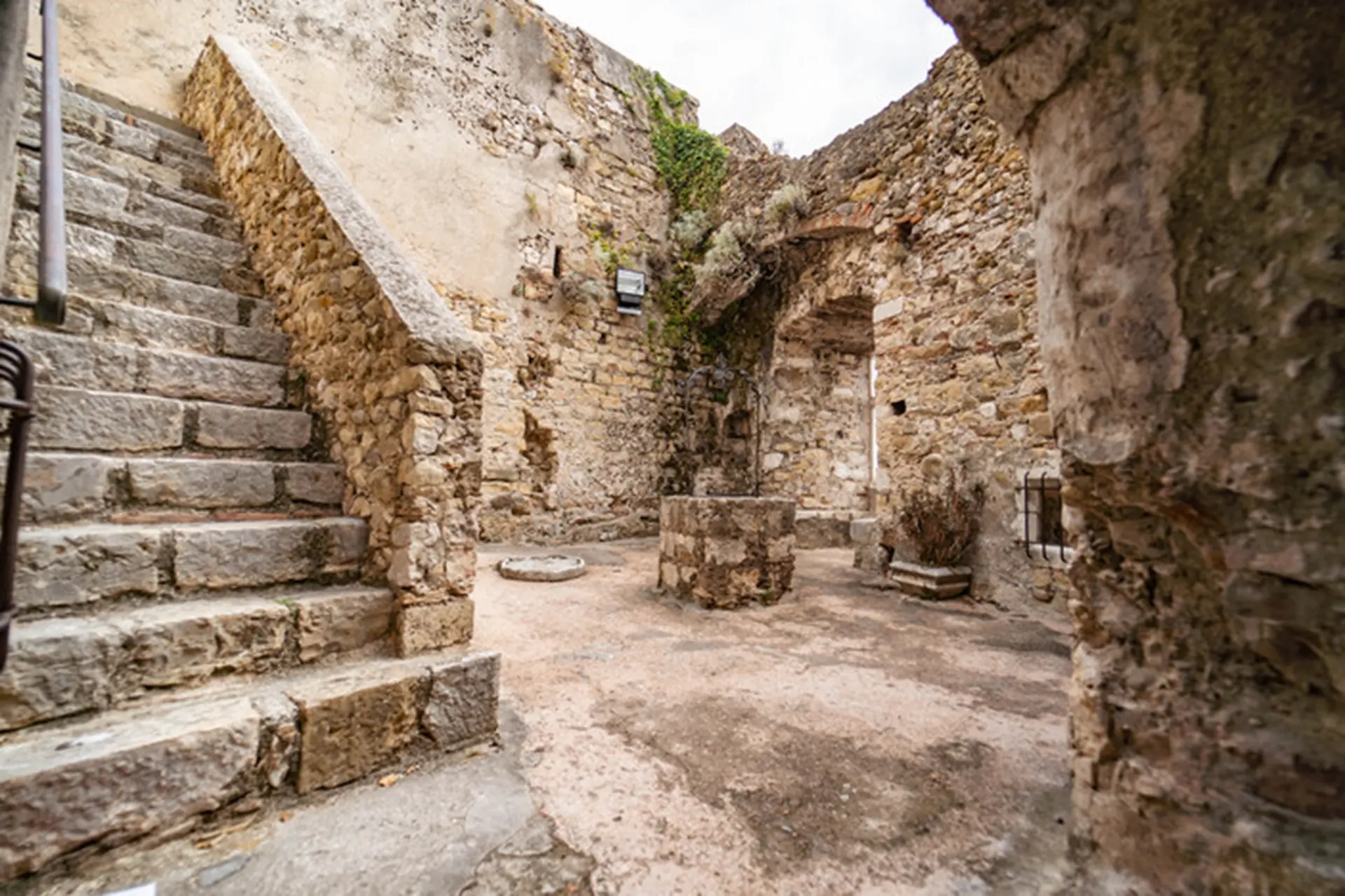 Intérieur du château médiéval