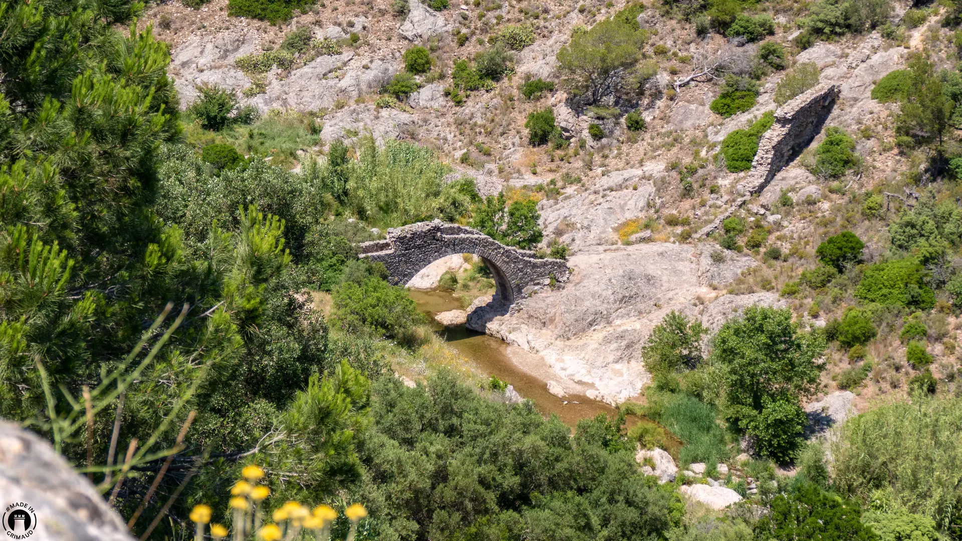 Sentier Vallon du Pont des Fées Grimaud