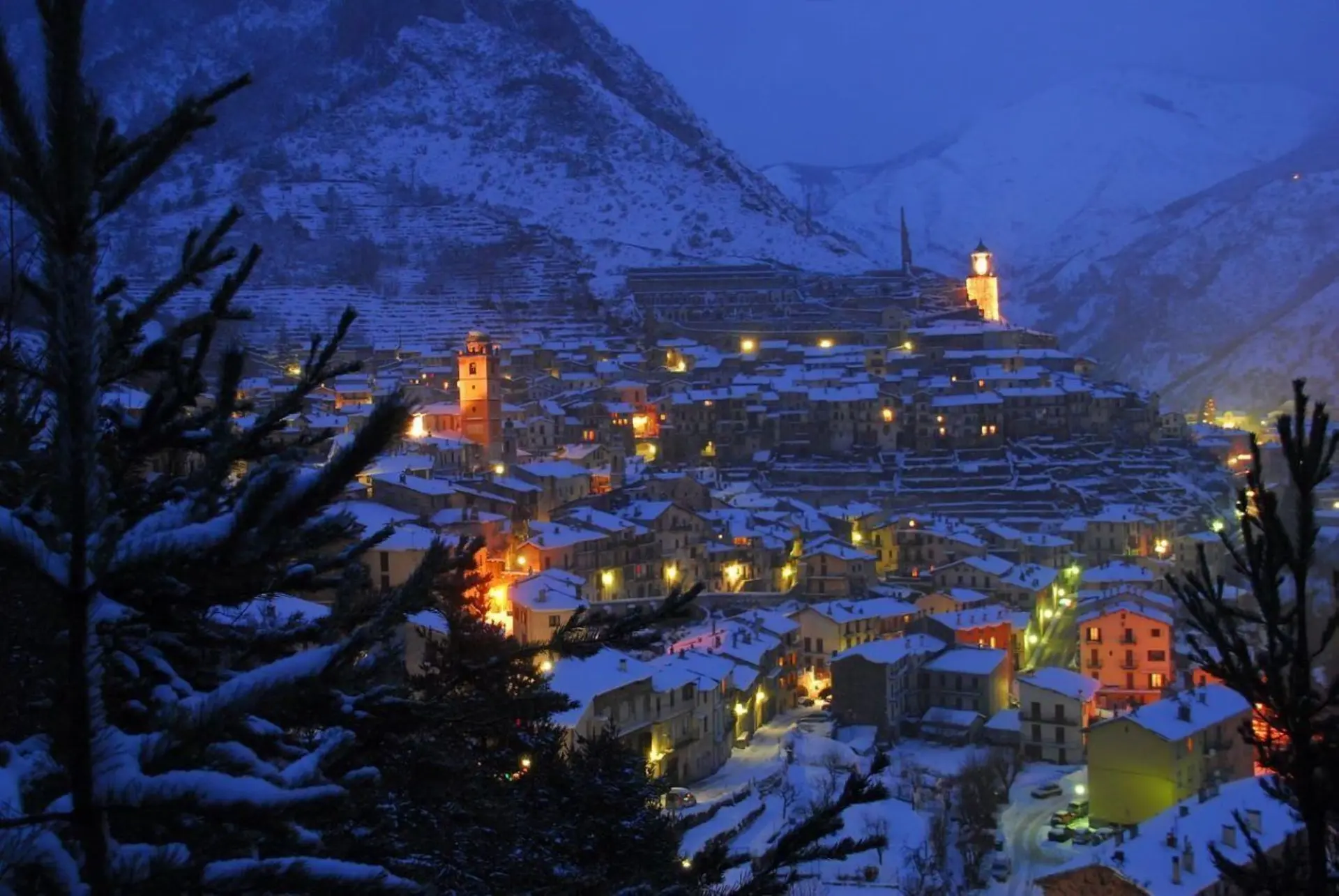 Tende sous la neige