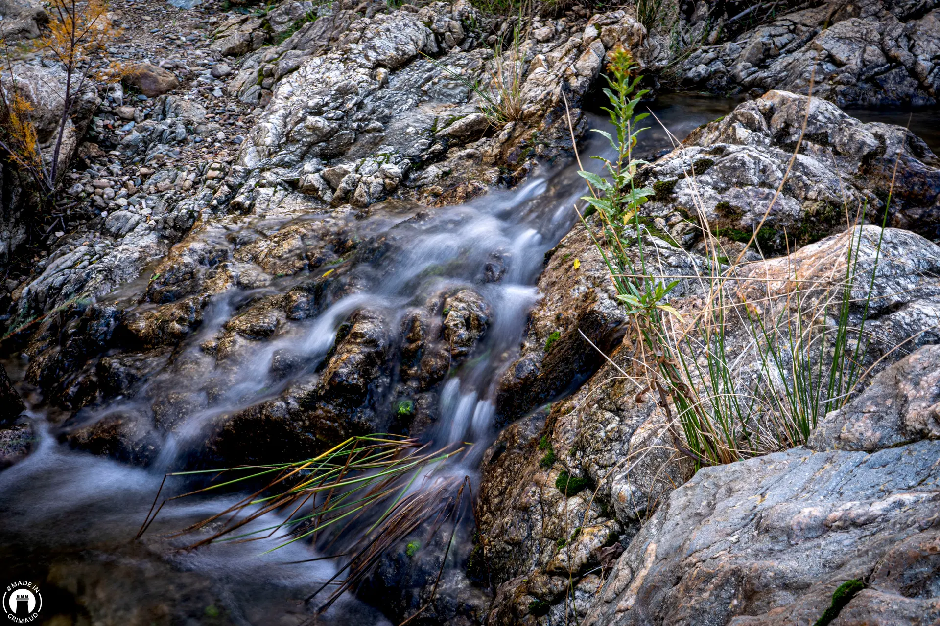 Sentier Vallon du Pont des Fées Grimaud