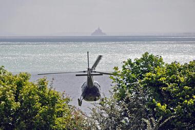 Vol au Mont-Saint-Michel