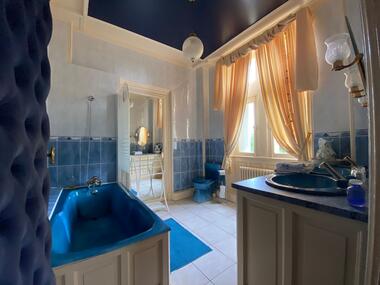 Salle de bains de la chambre Myosotis du château Sainte Marie