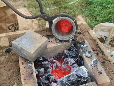 demonstration_fonte_bronze_journéespatrimoine_destinationBroceliande