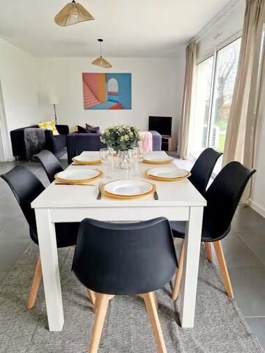 Chez_Elodie_salle_a_manger