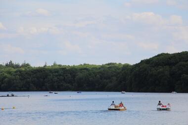 Loisirs au Lac de Trémelin