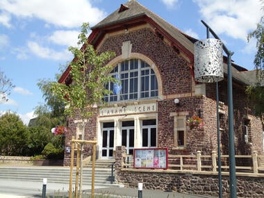 Le centre culturel l'Avant Scène à Montfort-su-Meu