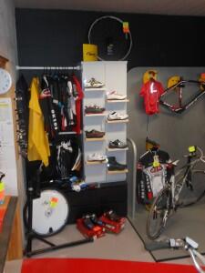 Cy'Glon intérieur boutique 2