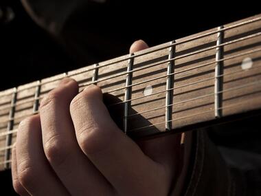 Concert - chant - guitare - Café de la Forge - Guillac - Morbihan