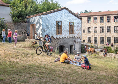 Oeuvre d'art refuge Saint-Julien-Molin-Molette