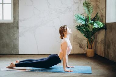 Yoga sur le toit du Musée_Saint-Romain-en-Gal