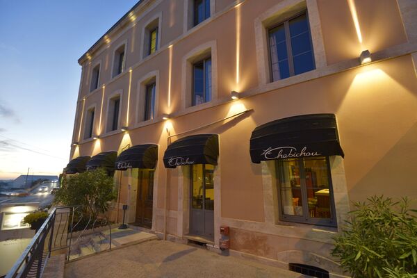 L'hôtel-bar-restaurant "Au Chabichou" à Niort