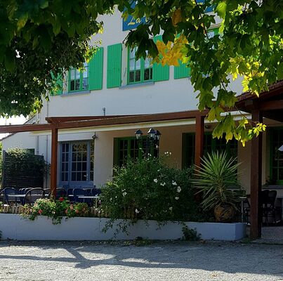 L'hôtel-restaurant "La Vieille Auberge" à Sansais-La Garette