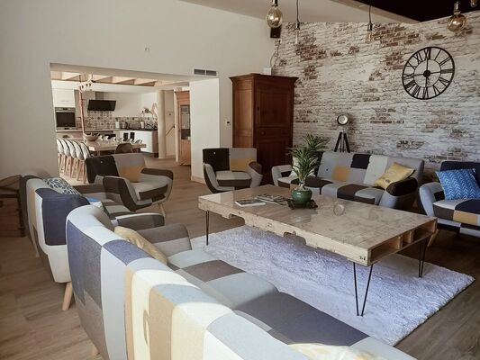 Le salon du Hangar de Papi