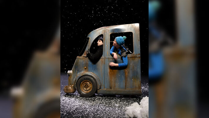 Manger un phoque_©Gabriela Cais Burdmann-16-9