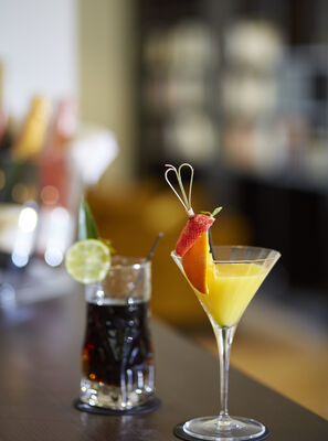 Bar (3)