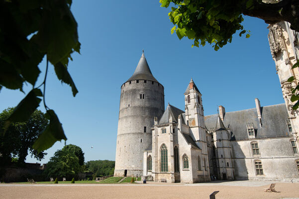 Château de Châteaudun, donjon, Sainte-Chapelle et aile Dunois