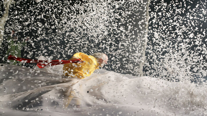 Slava_s Snowshow by Vladimir Mishukov-16-9