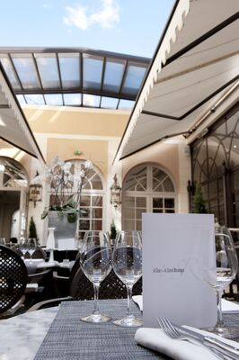 brasserie la cour