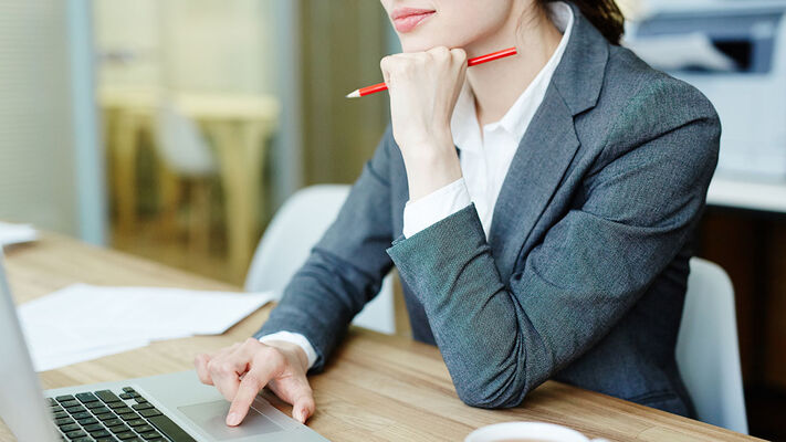 Student with laptop