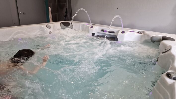 spa-6personnes-grand-gite-chartres