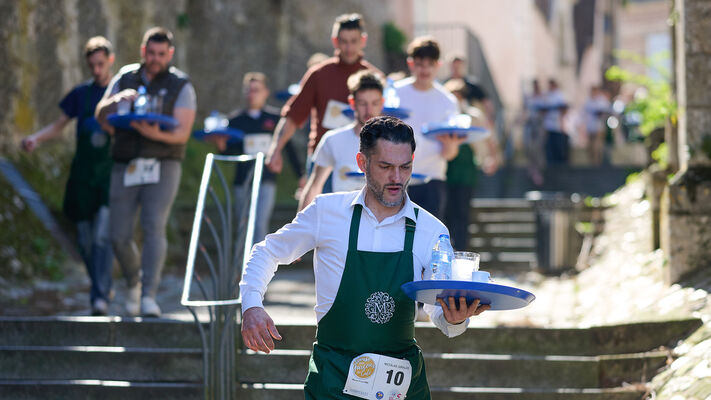 04-01-course-garcons-cafe-chartres-16-9