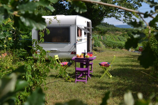petit déjeuner location caravane camping les cerisiers