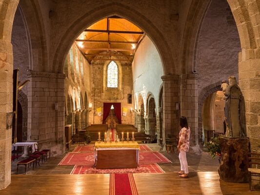 concert_eglise_abbatiale_la-trinite-porhoet_DestinationBroceliande