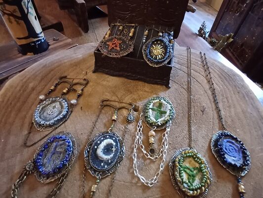 unjourdelune_artisans_créateurs_boutique_tréhorenteuc_DestinationBroceliande